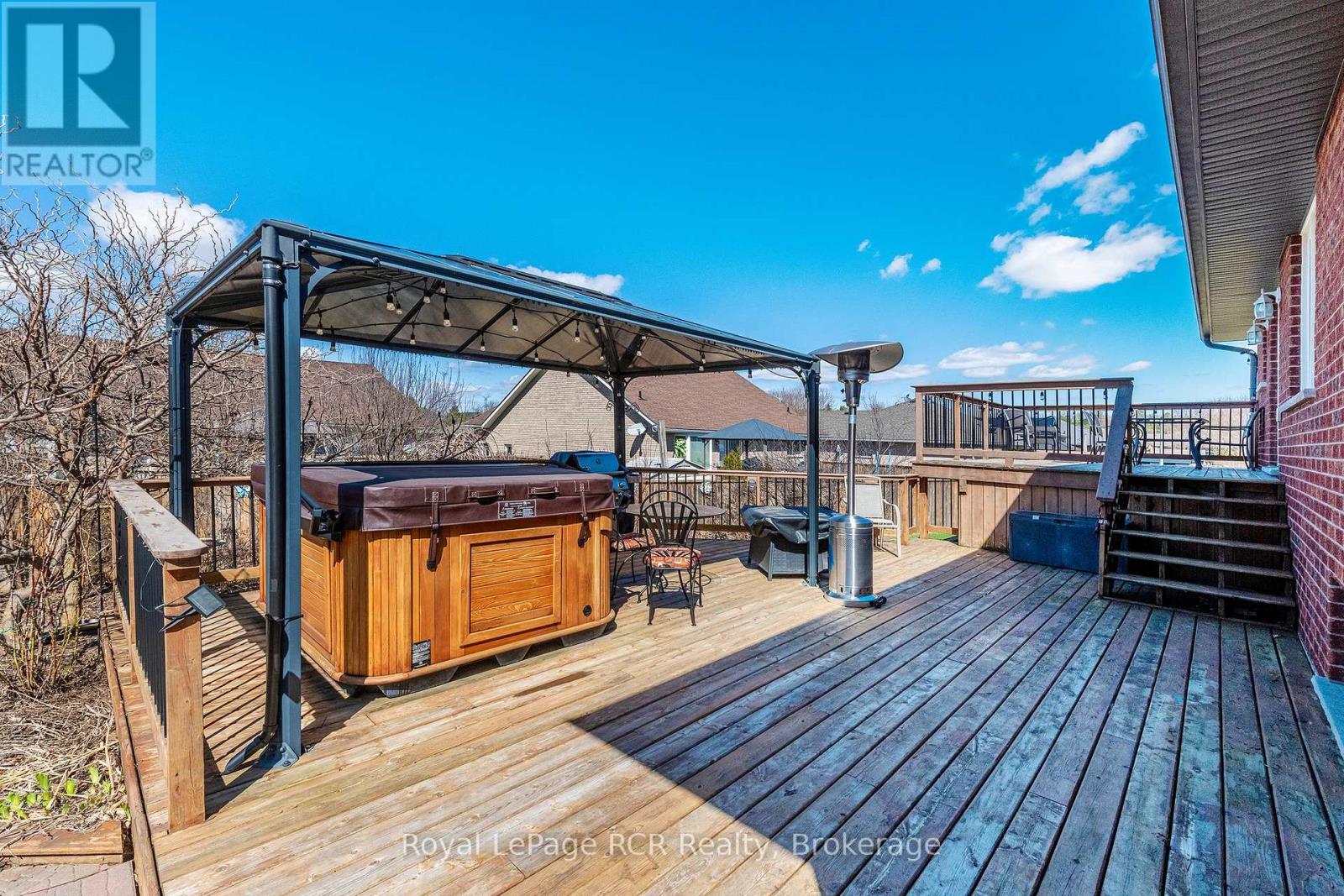 760 16th Street, Hanover, Ontario  N4N 3W8 - Photo 22 - X12997070