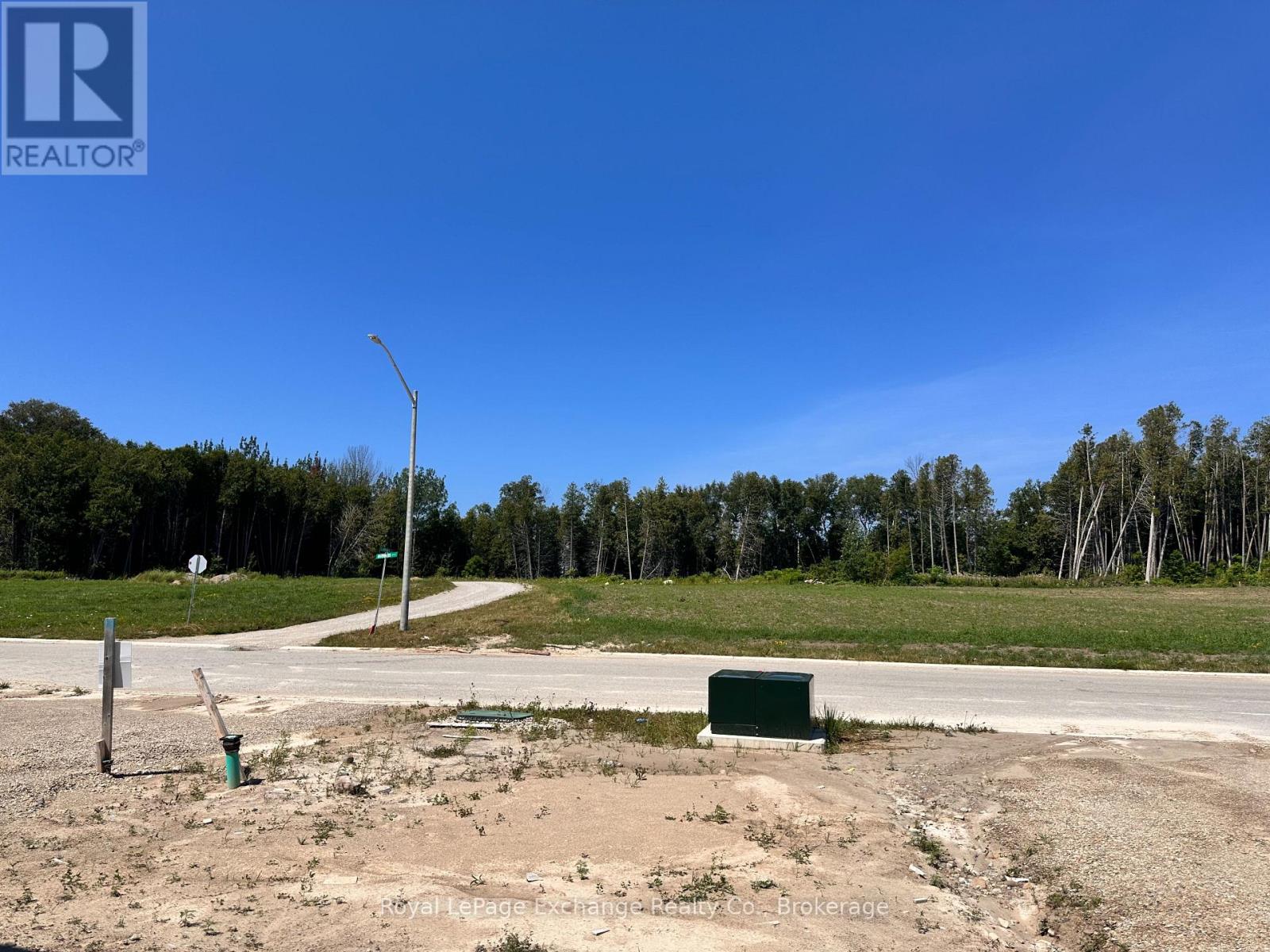 86 Inverness Street N, Kincardine, Ontario  N2Z 2Z4 - Photo 6 - X12997156