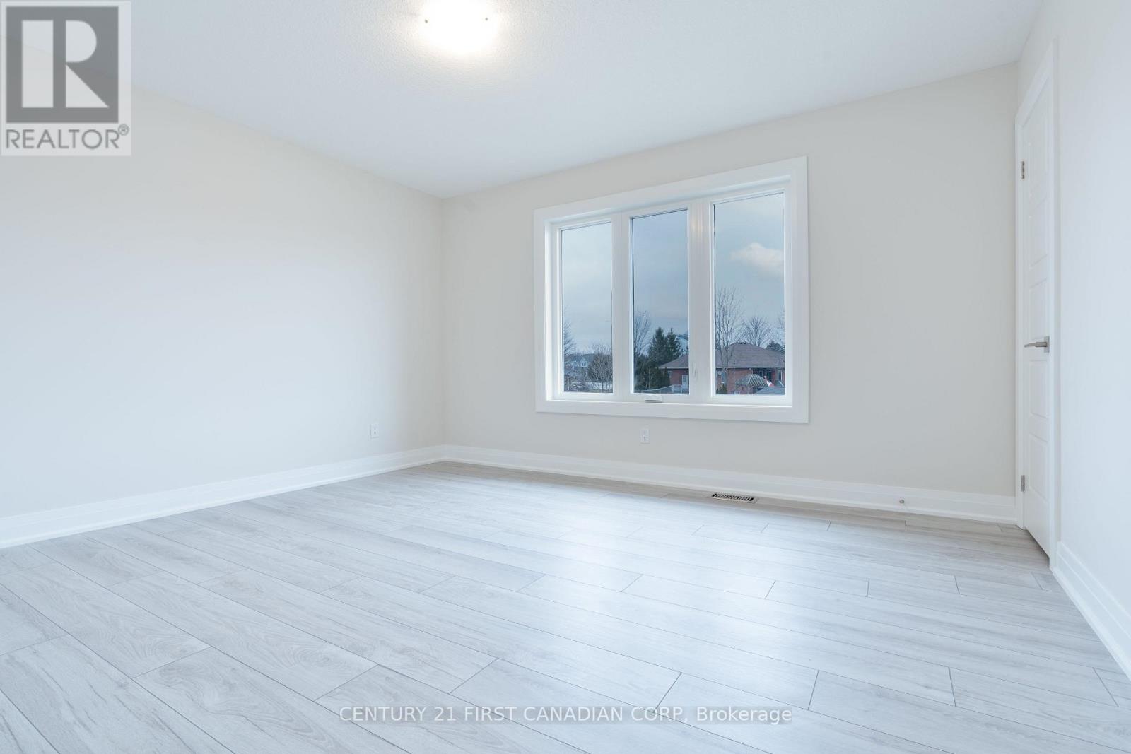 241 Leitch Street, Dutton/dunwich, Ontario  N0L 1J0 - Photo 16 - X12996994