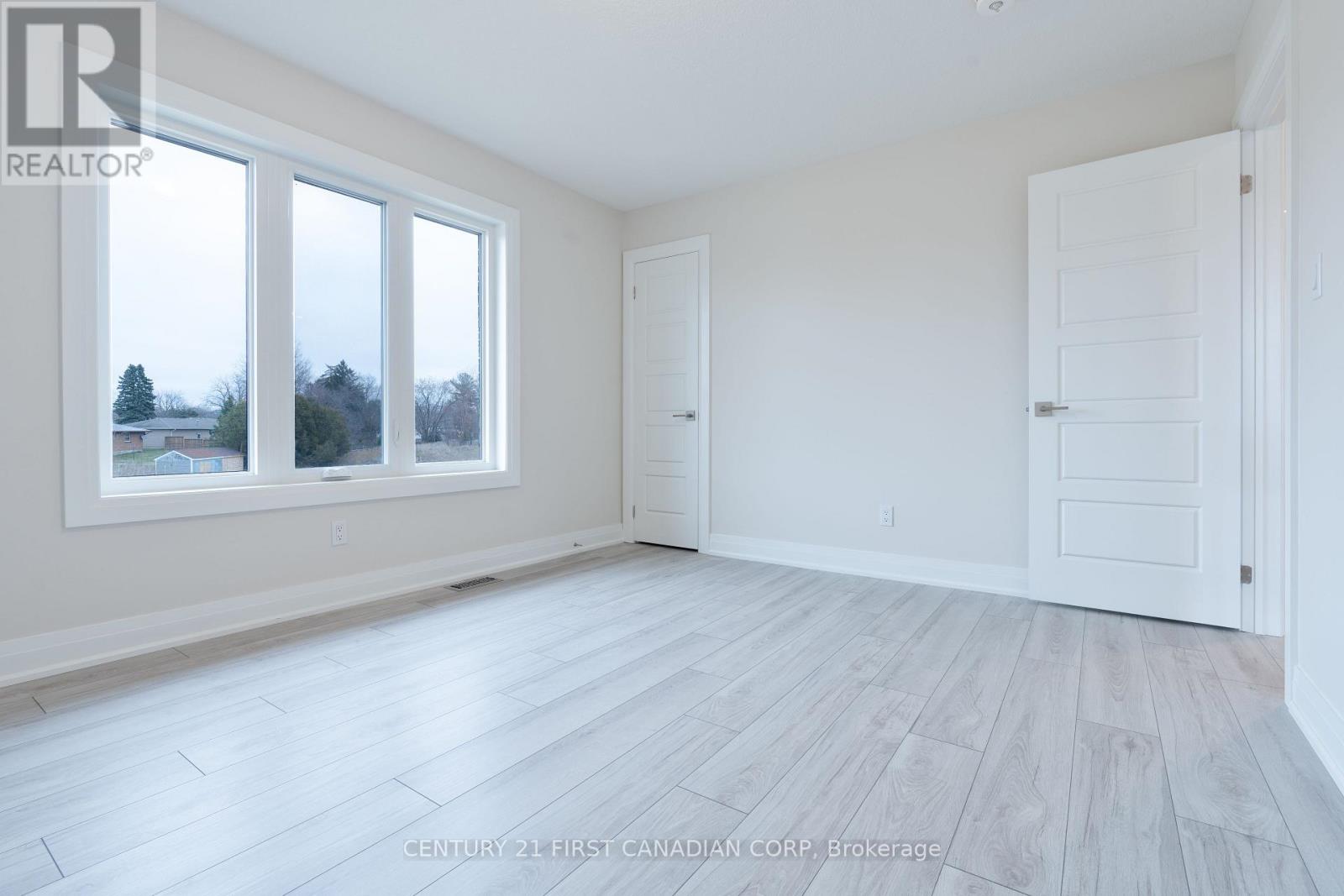 241 Leitch Street, Dutton/dunwich, Ontario  N0L 1J0 - Photo 17 - X12996994