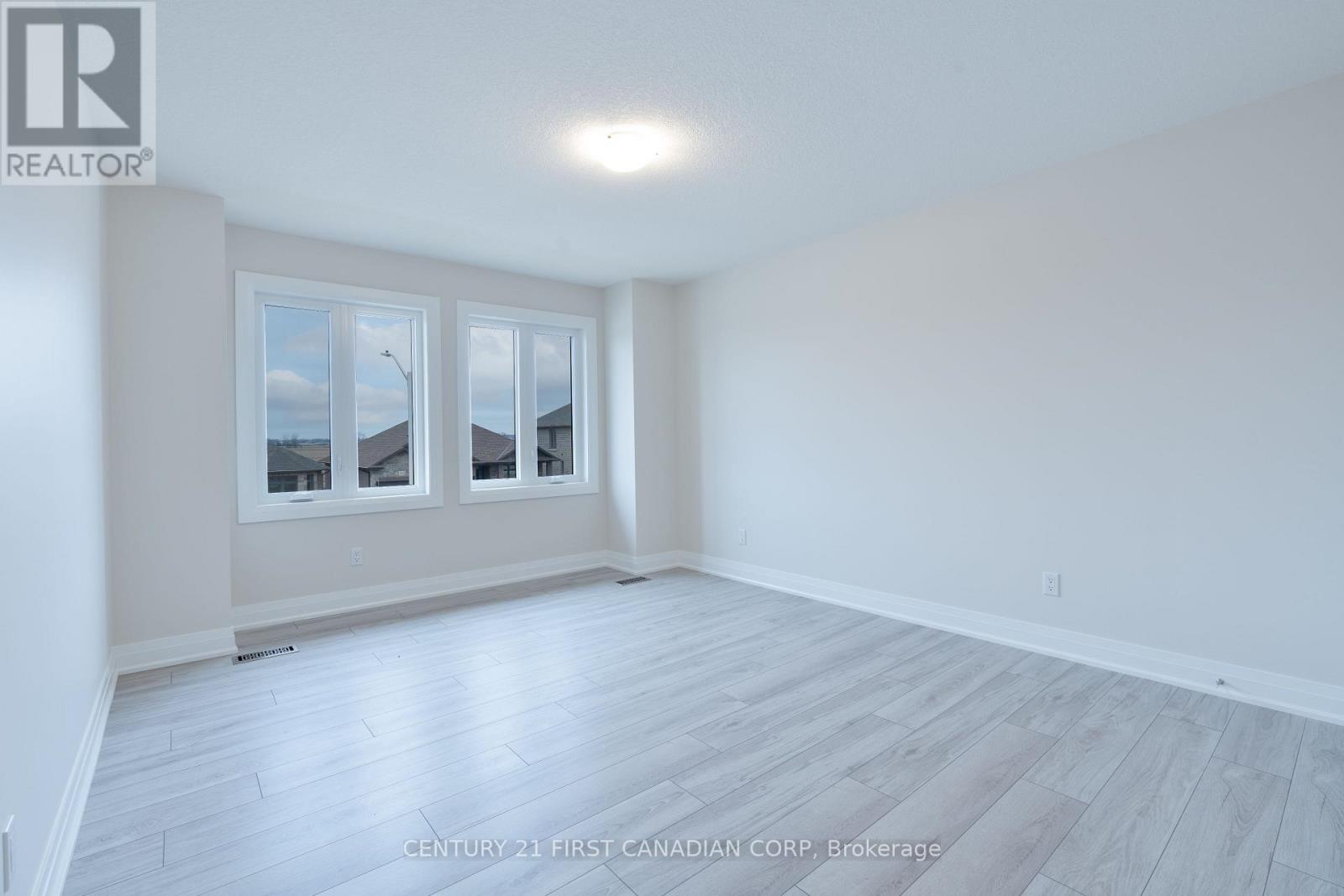 241 Leitch Street, Dutton/dunwich, Ontario  N0L 1J0 - Photo 20 - X12996994