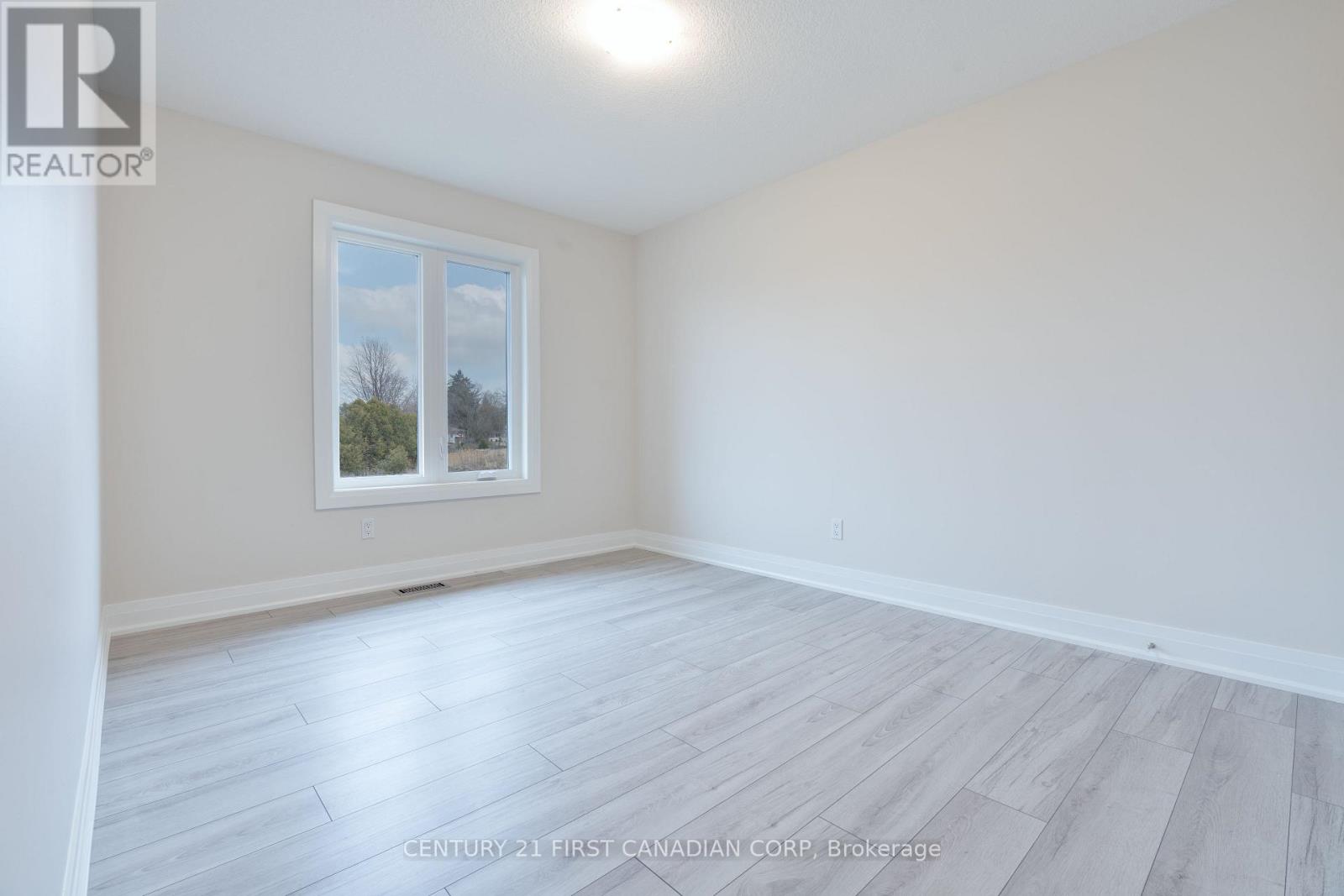 241 Leitch Street, Dutton/dunwich, Ontario  N0L 1J0 - Photo 35 - X12996994