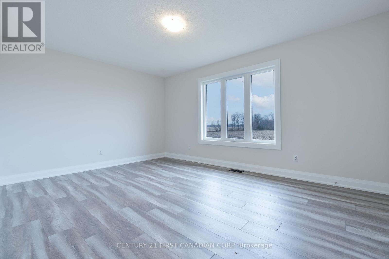 240 Leitch Street, Dutton/dunwich, Ontario  N0L 1J0 - Photo 15 - X12996996