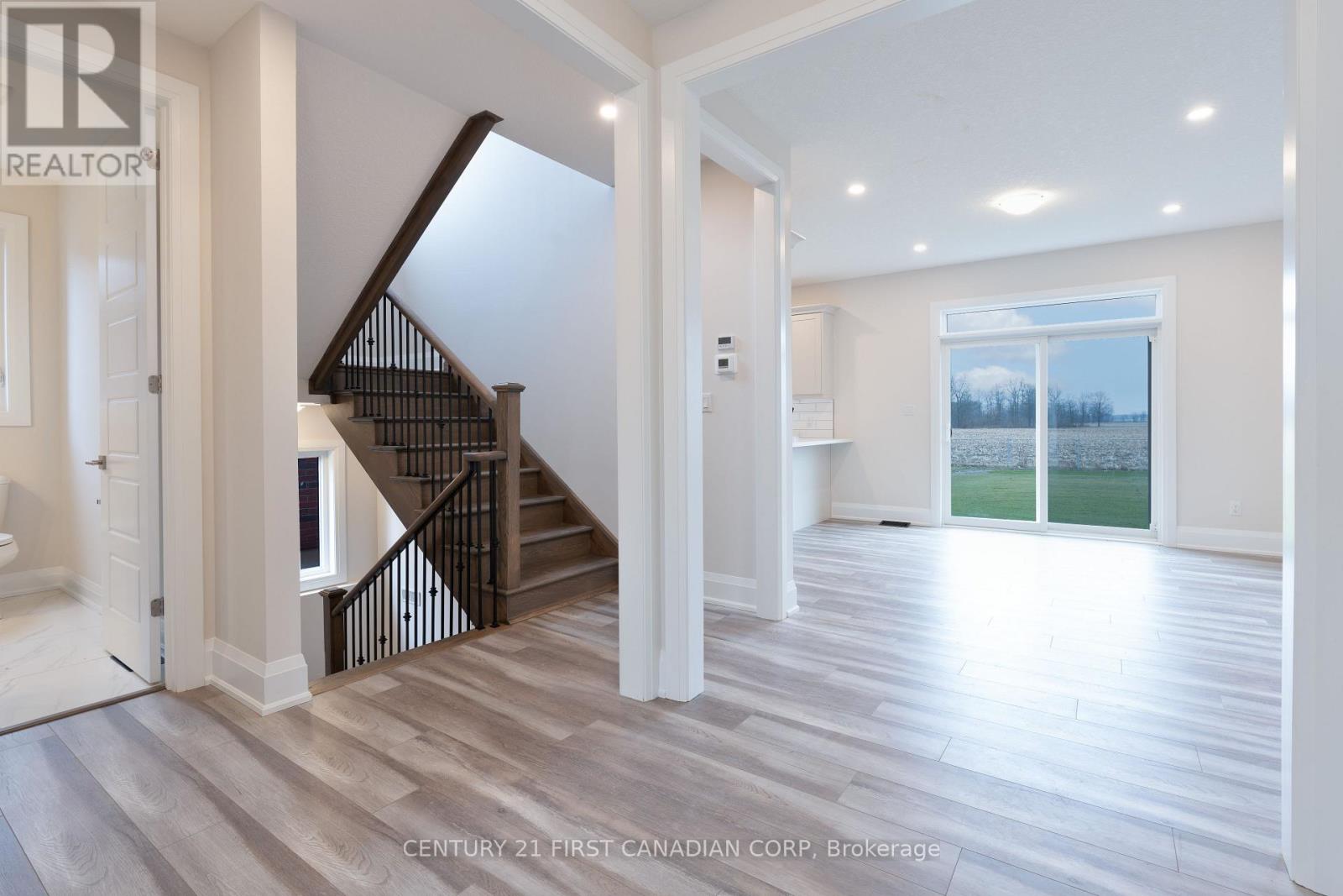 240 Leitch Street, Dutton/dunwich, Ontario  N0L 1J0 - Photo 6 - X12996996