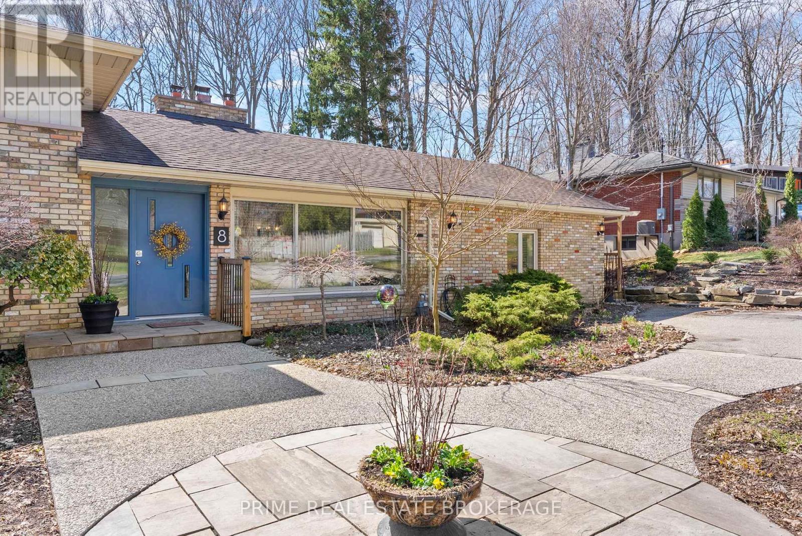 8 Cramston Crescent, London North, Ontario  N6H 3A4 - Photo 4 - X12997194