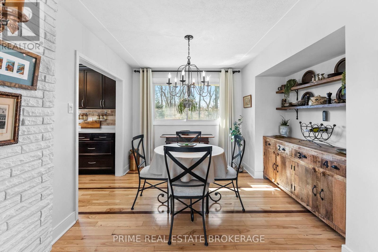 8 Cramston Crescent, London North, Ontario  N6H 3A4 - Photo 8 - X12997194