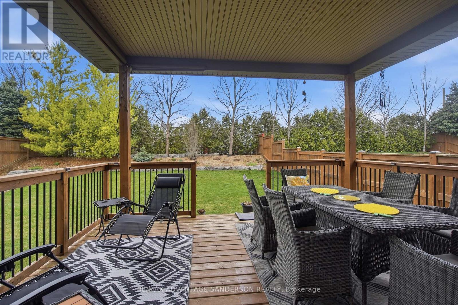 23 Mayapple Crescent, Middlesex Centre, Ontario  N0M 2A0 - Photo 11 - X12997282