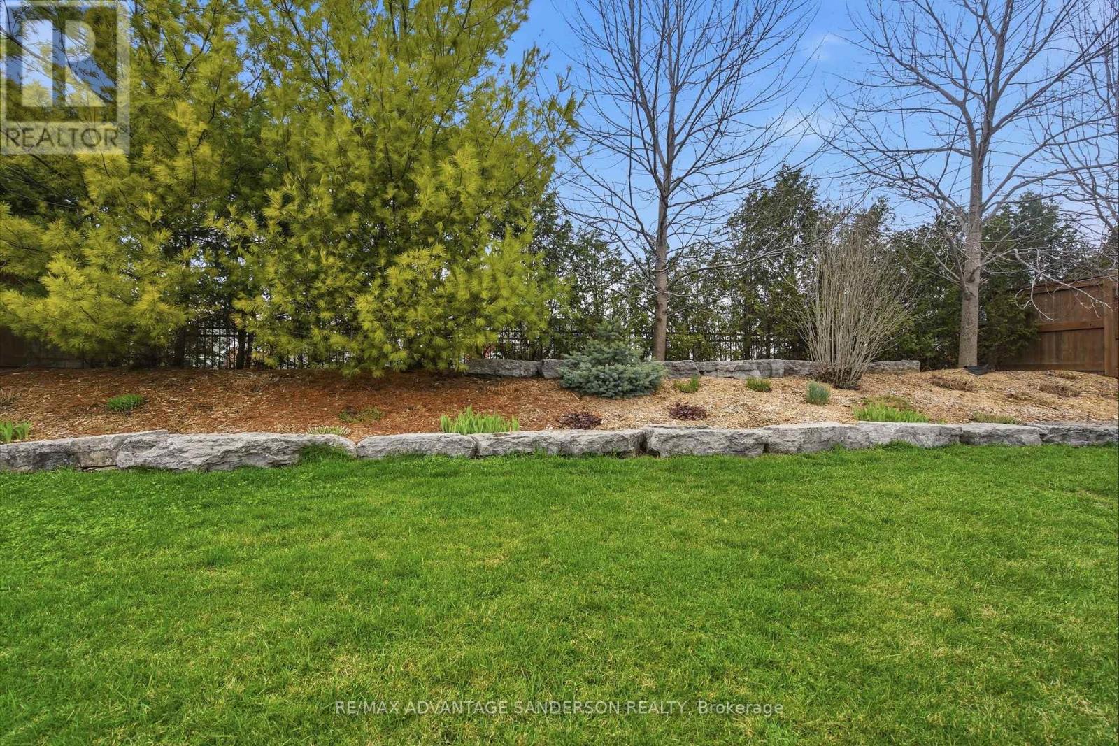 23 Mayapple Crescent, Middlesex Centre, Ontario  N0M 2A0 - Photo 16 - X12997282