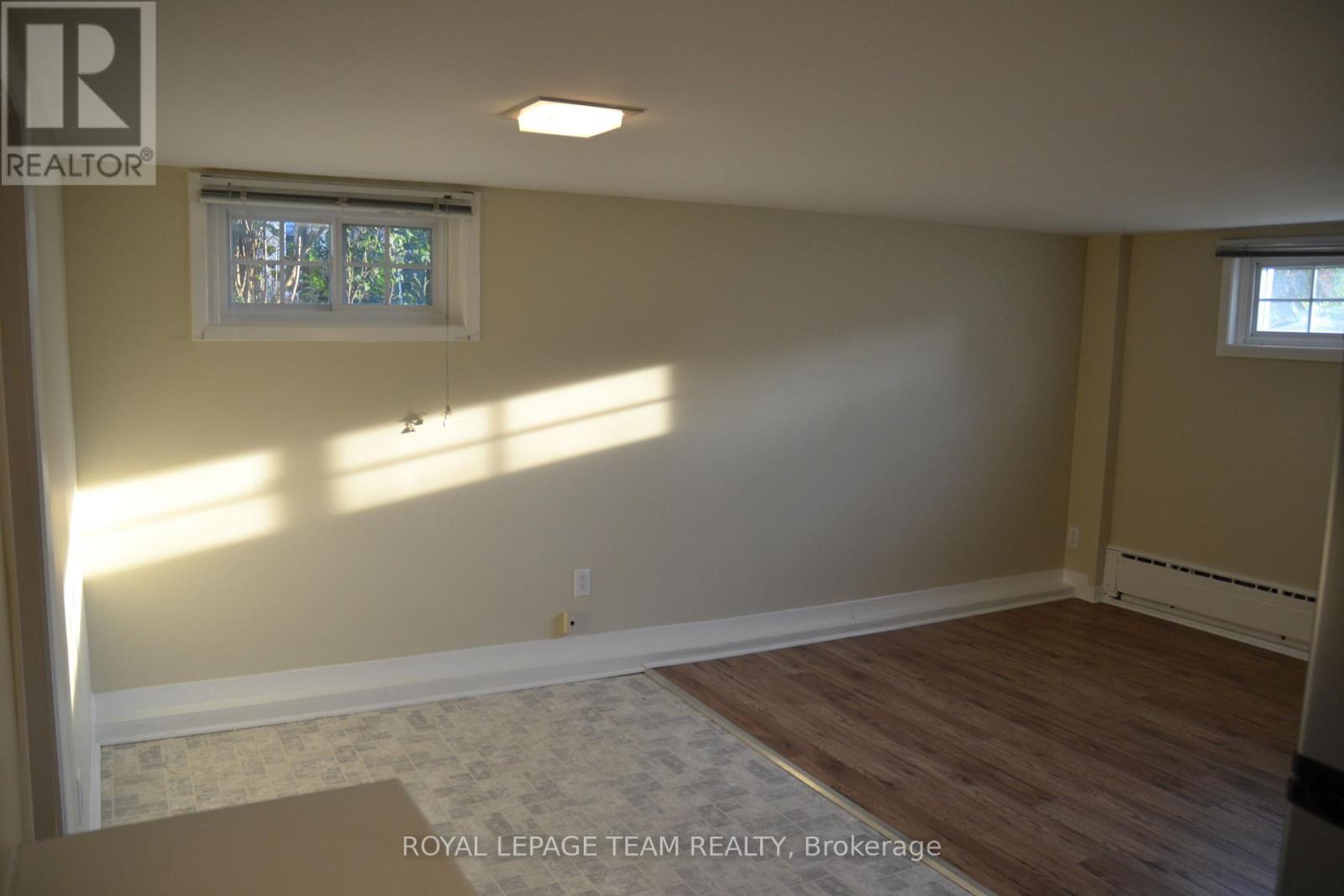 4 - 1089 North River Road, Ottawa, Ontario K1K 3W1 - Photo 3 - X12997044