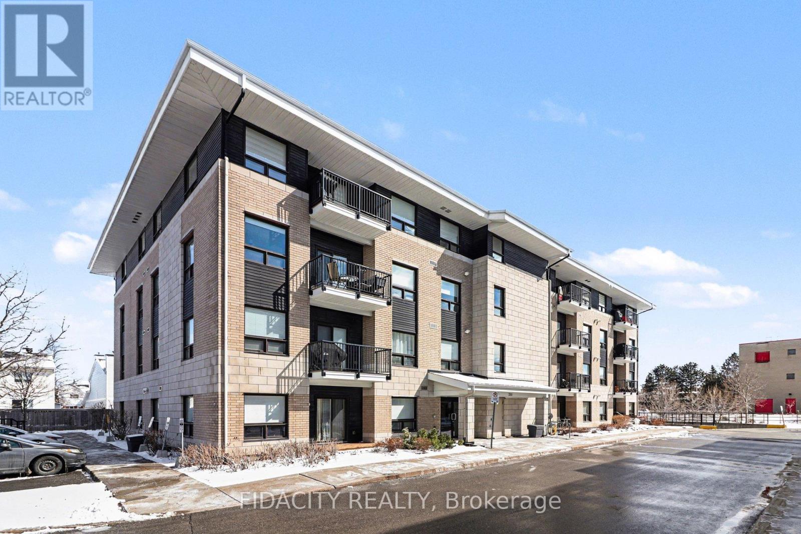 302 - 225 Winterfell Private, Ottawa, Ontario  K1G 4J1 - Photo 2 - X12997052