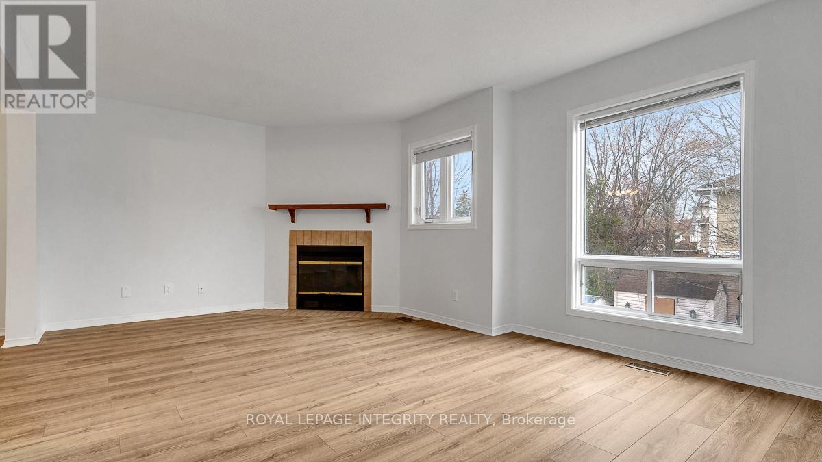 1563 Thurlow Street, Ottawa, Ontario K4A 2K6 - Photo 4 - X12997054