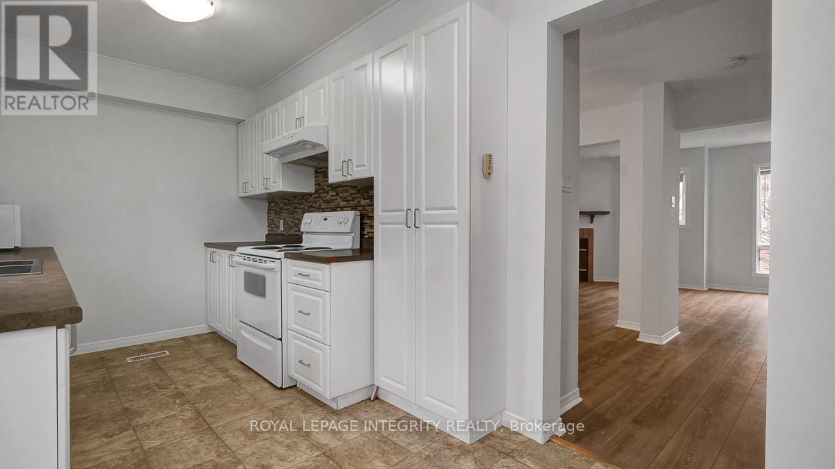 1563 Thurlow Street, Ottawa, Ontario K4A 2K6 - Photo 8 - X12997054