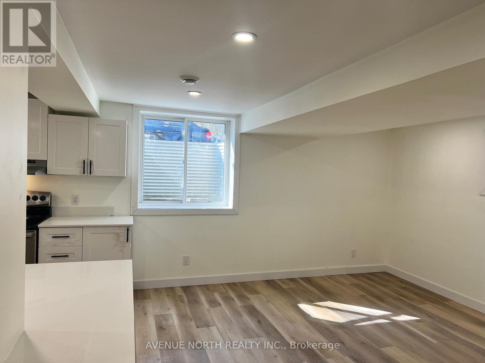 B - 480 River Road, Ottawa, Ontario  K1V 1H4 - Photo 4 - X12997058