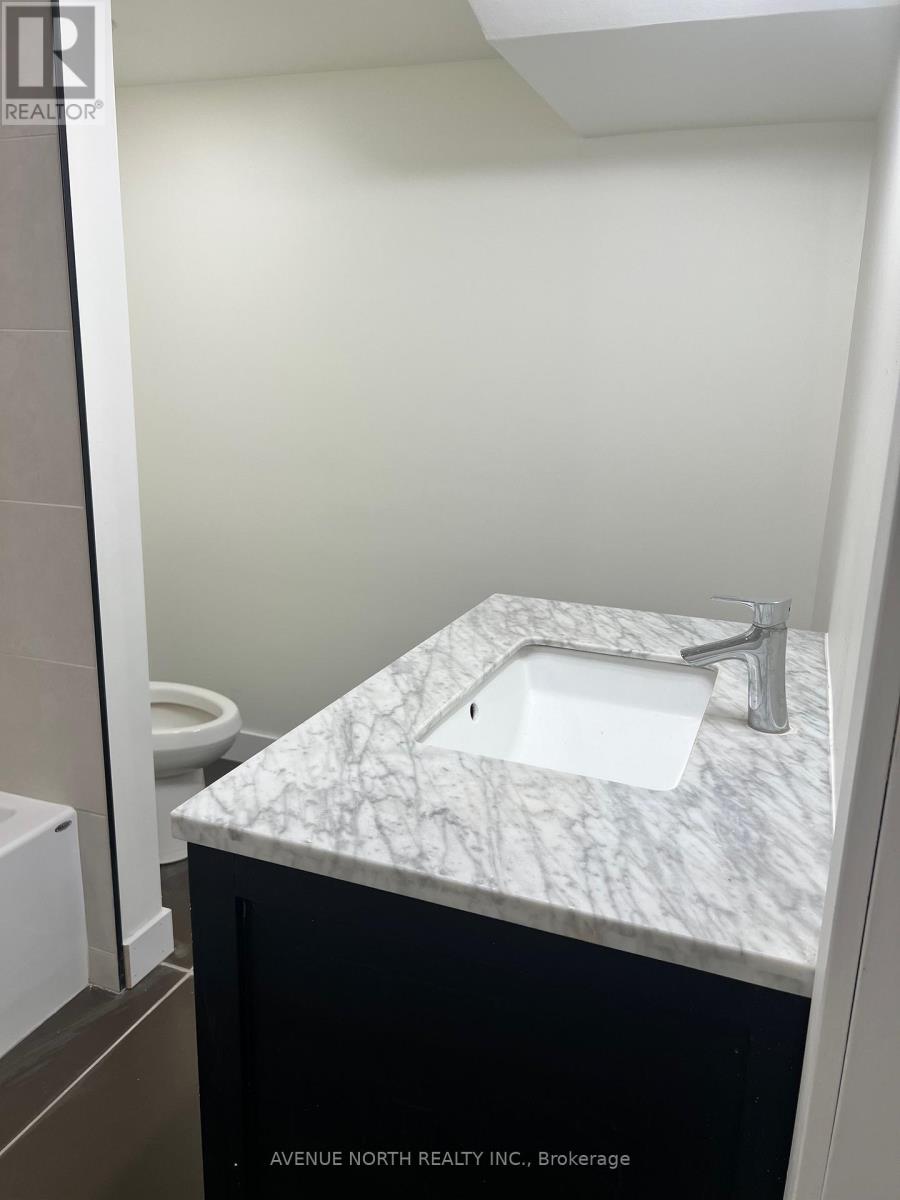 B - 480 River Road, Ottawa, Ontario  K1V 1H4 - Photo 8 - X12997058