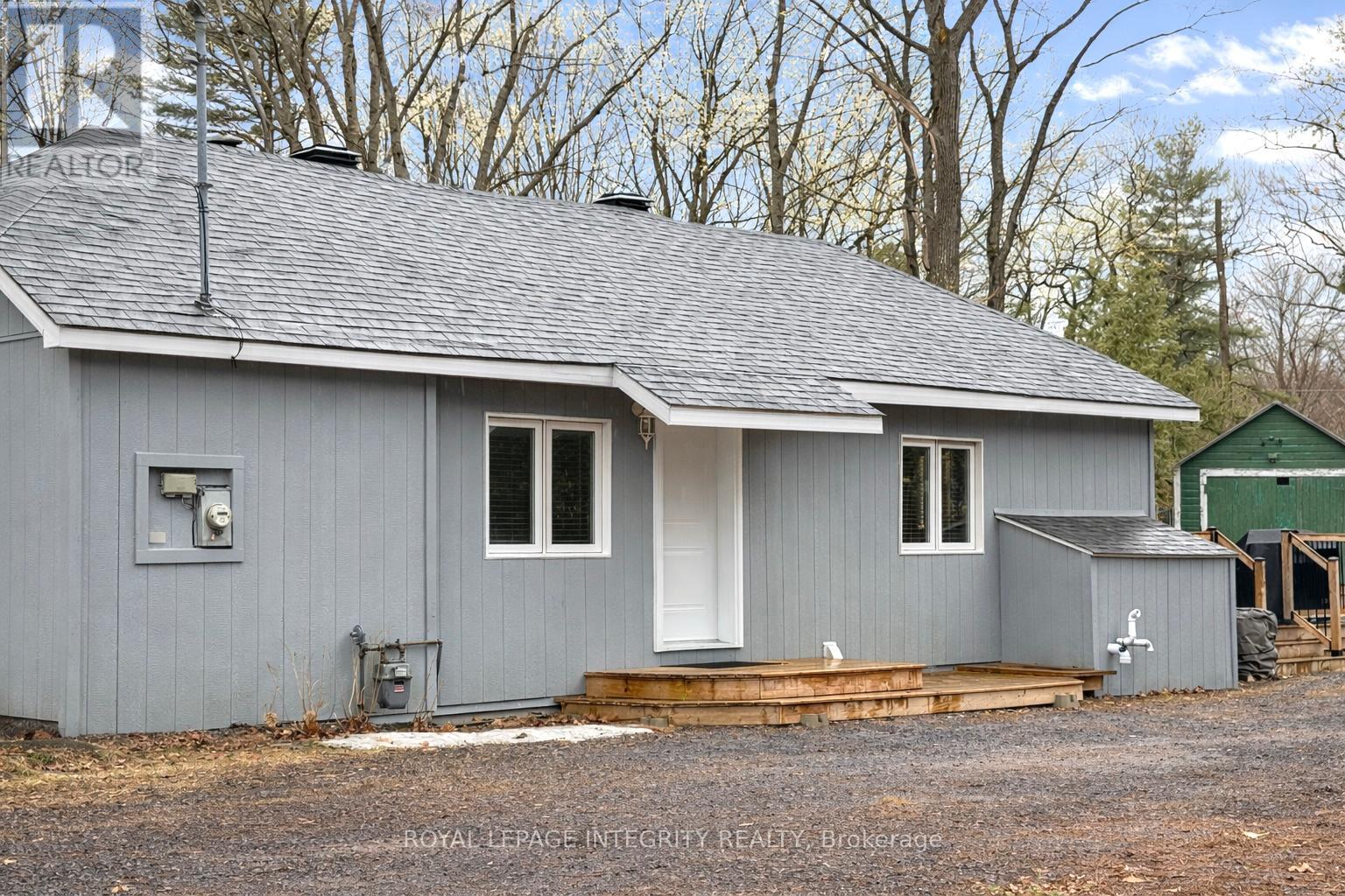 191 Macmillan Lane, Ottawa, Ontario K0A 3M0 - Photo 3 - X12997128