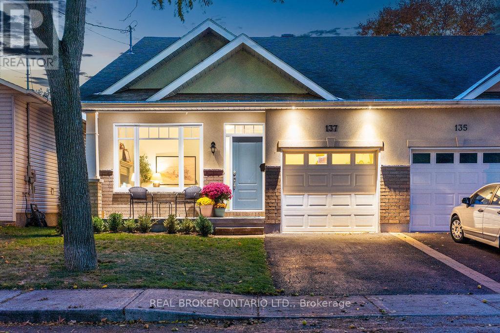 137 Elizabeth Street, Carleton Place, Ontario K7C 2V9 - Photo 3 - X12997138