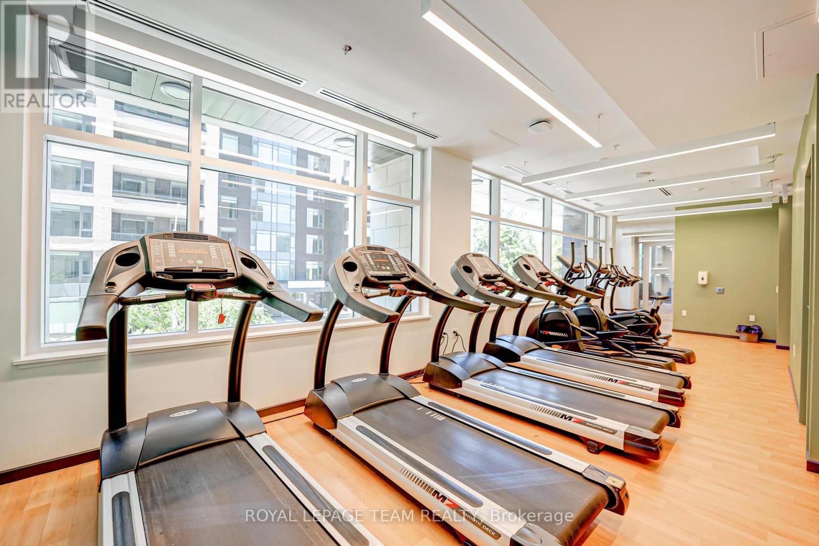 703 - 105 Champagne Street S, Ottawa, Ontario  K1S 5E5 - Photo 12 - X12997202