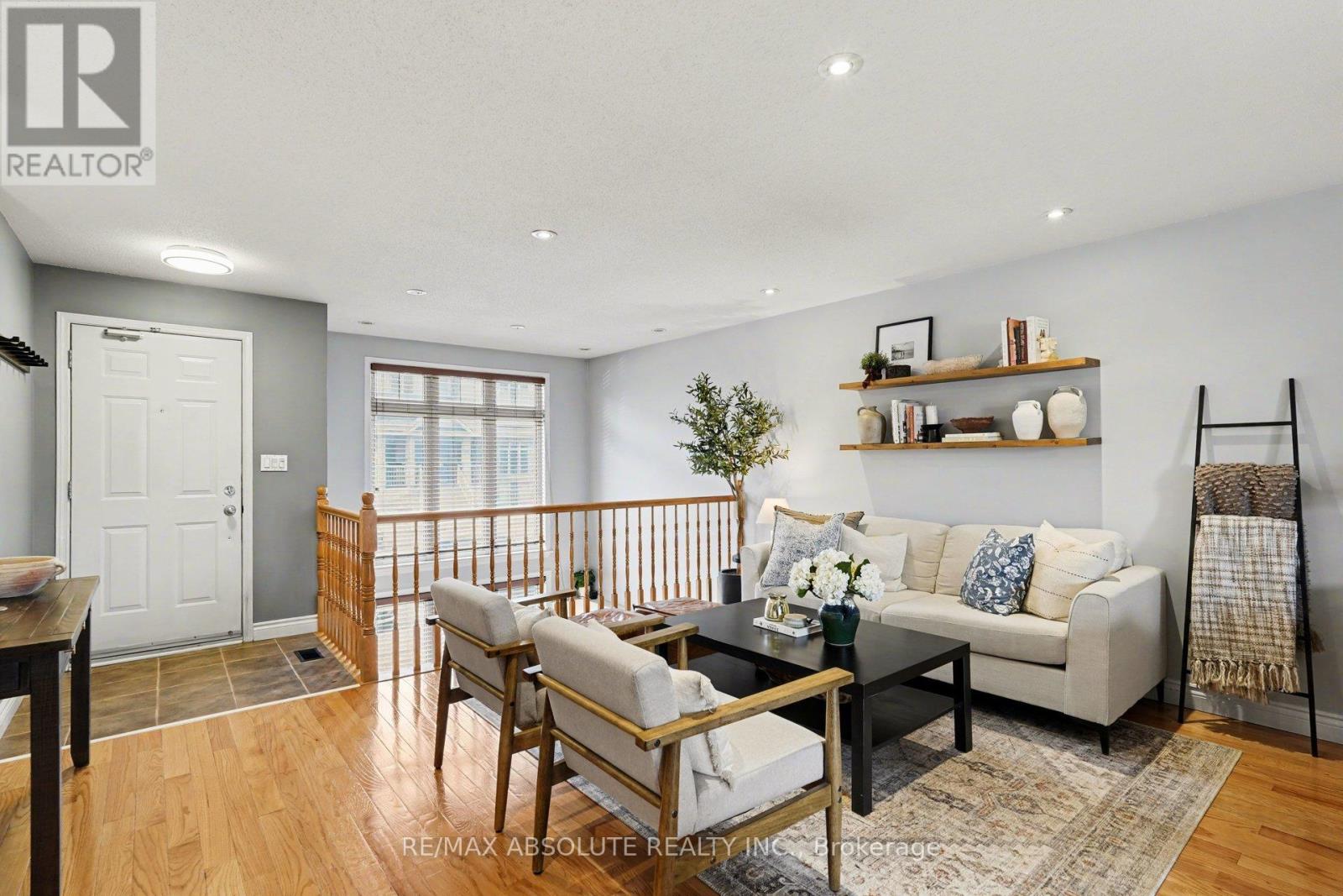 108 - 1512 Walkley Road, Ottawa, Ontario K1V 2G7 - Photo 4 - X12997228