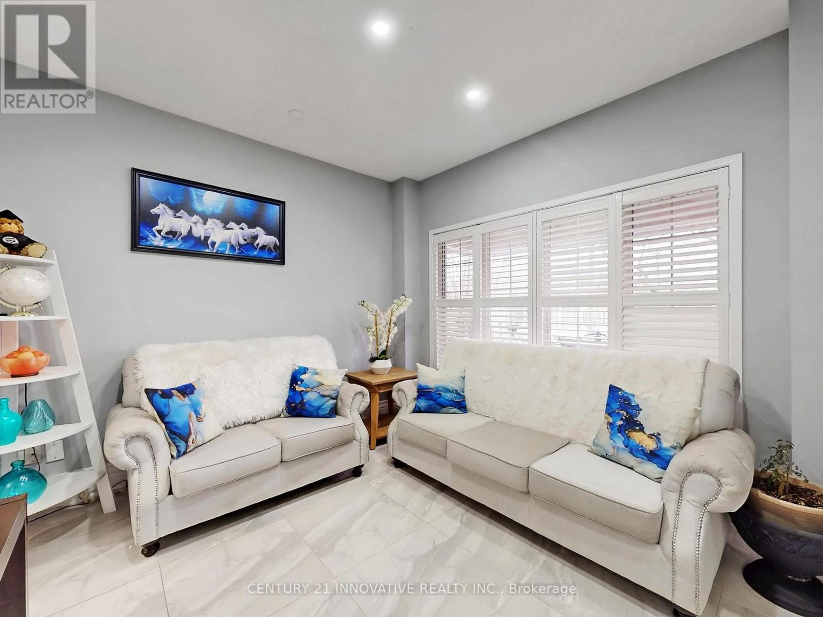 9 Heatherdale Drive, Brampton, Ontario  L7A 2H6 - Photo 3 - W12994688