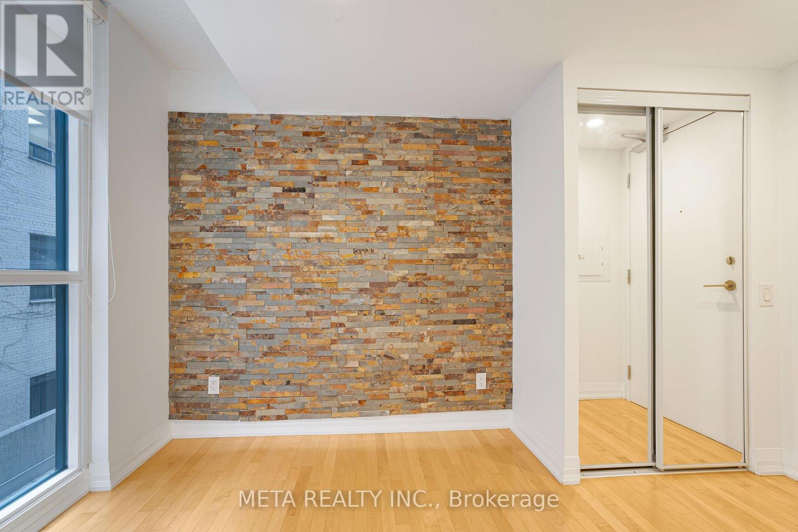 328 - 25 Carlton Street, Toronto, Ontario  M5B 1L4 - Photo 3 - C12889116