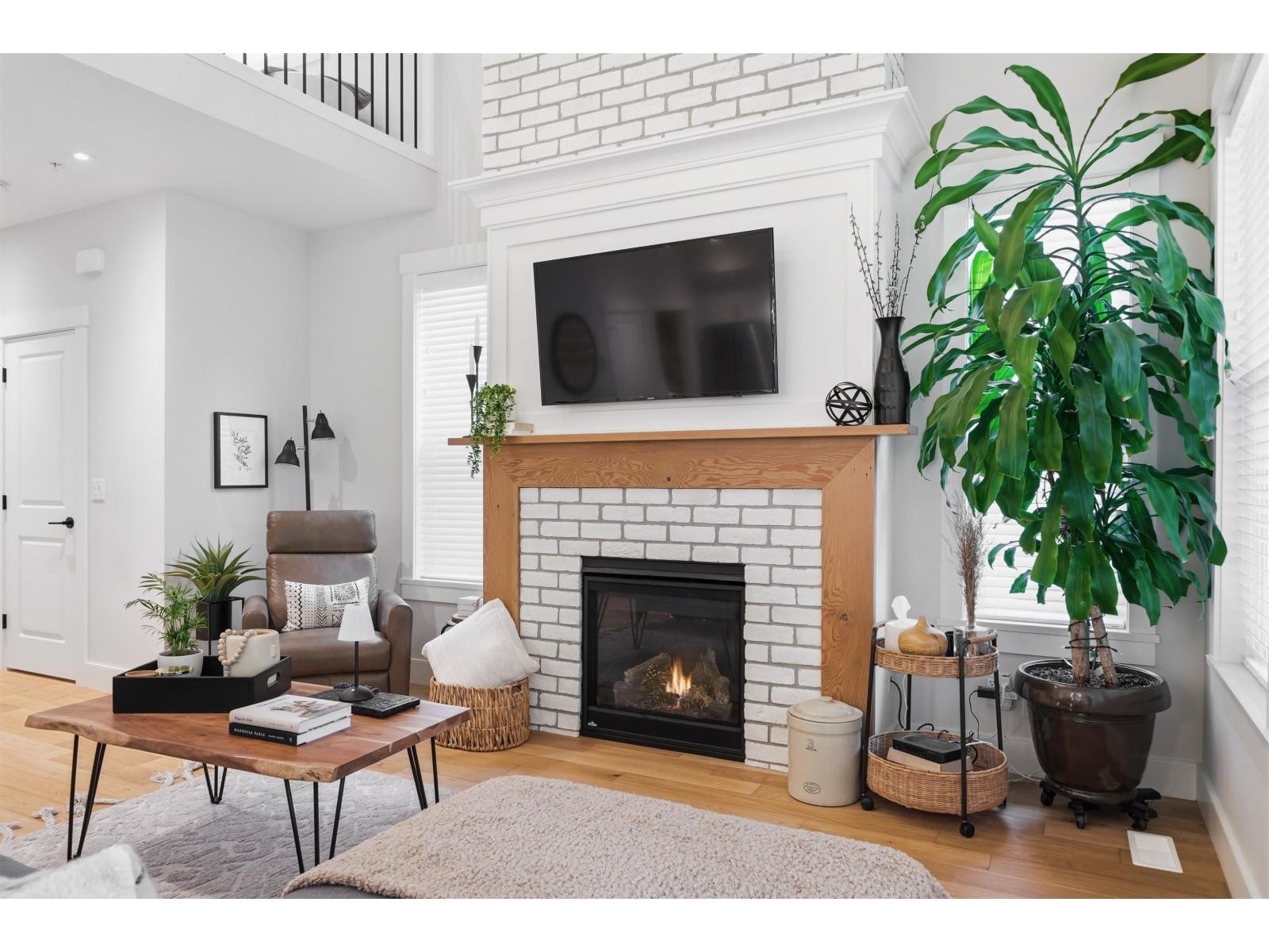 8 21858 47b Avenue, Langley, British Columbia  V3A 8H1 - Photo 2 - R3111242