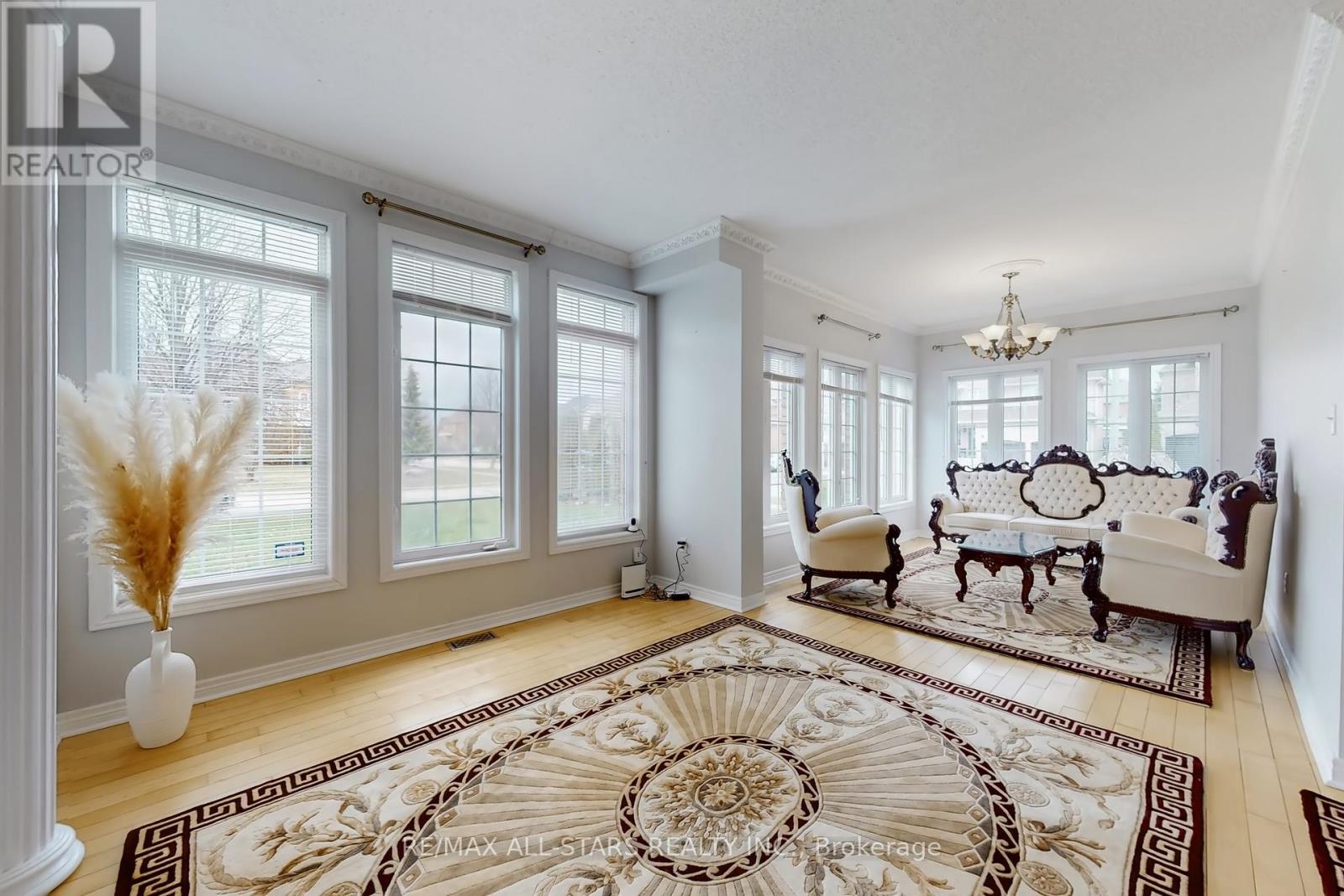 75 Gloria Crescent, Whitby, Ontario  L1P 1V3 - Photo 10 - E12996416