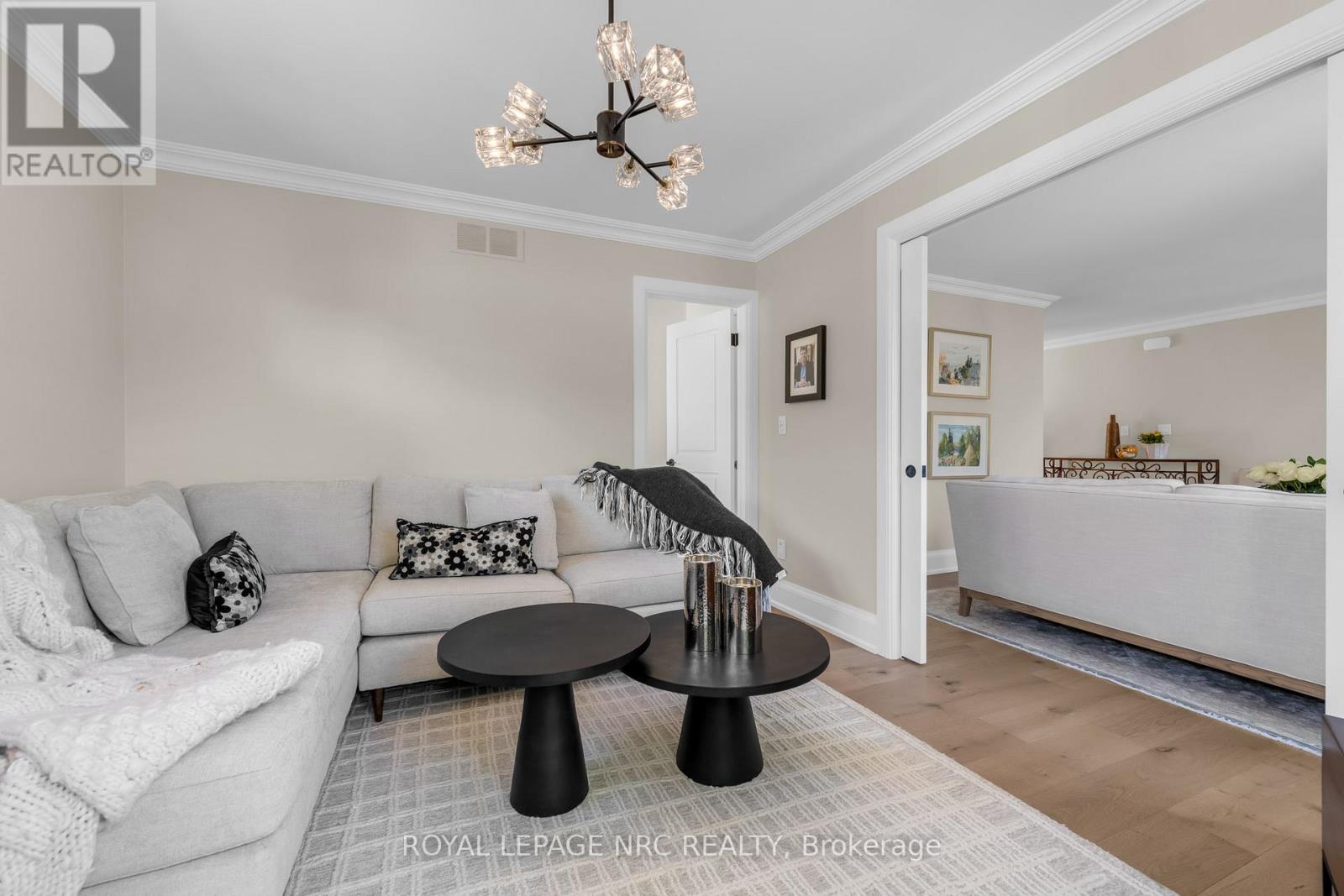 611 Victoria Street, Niagara-On-The-Lake, Ontario  L0S 1J0 - Photo 13 - X12701784