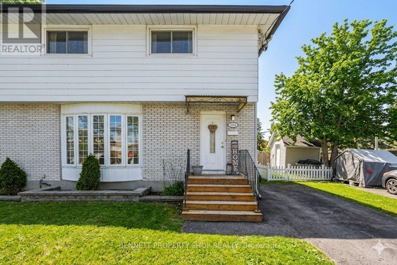 2636 ELMHURST STREET, Ottawa, Ontario