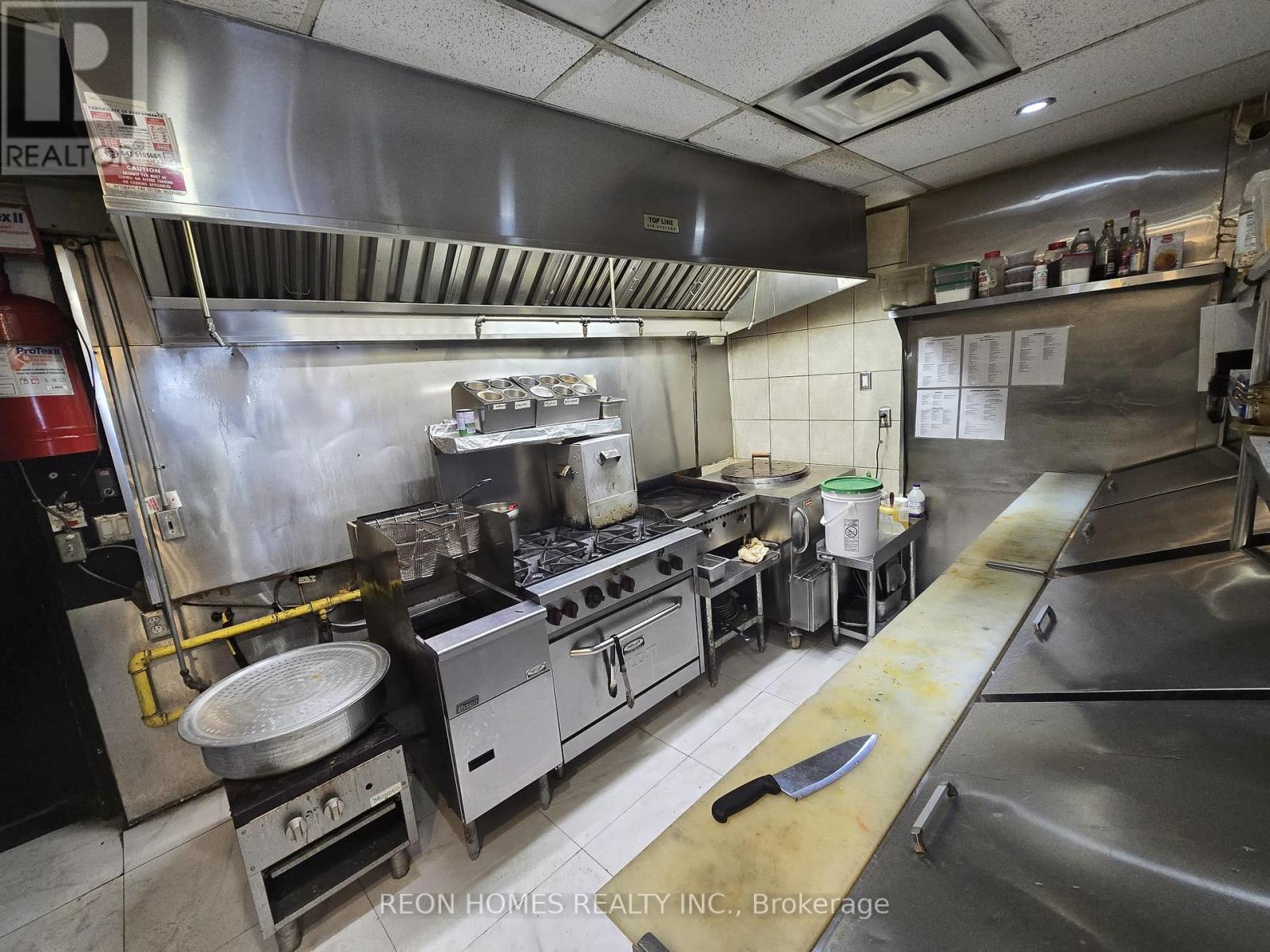 3334 Yonge Street, Toronto, Ontario  M4N 2M4 - Photo 11 - C12997068