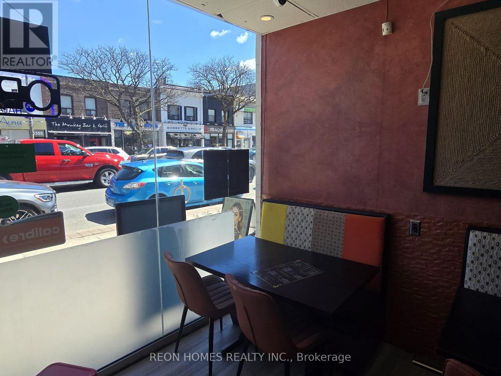 3334 Yonge Street, Toronto, Ontario  M4N 2M4 - Photo 6 - C12997068