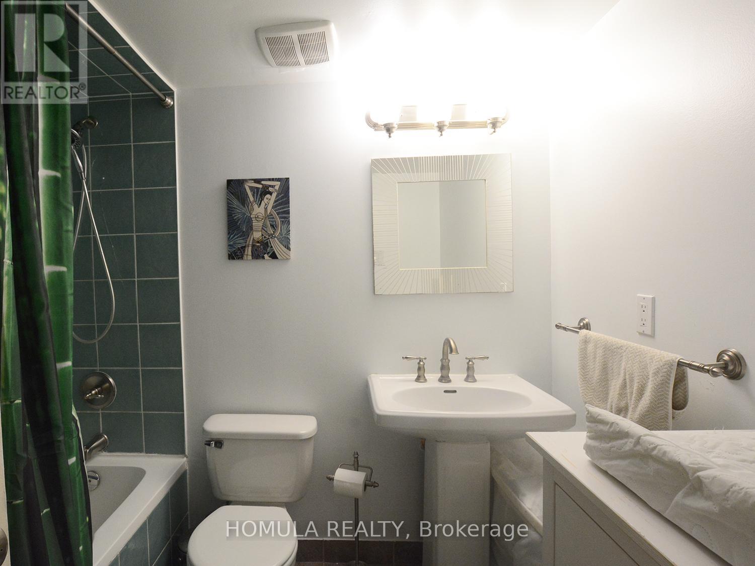 303 - 250 Jarvis Street, Toronto, Ontario  M5B 2L2 - Photo 12 - C12997102