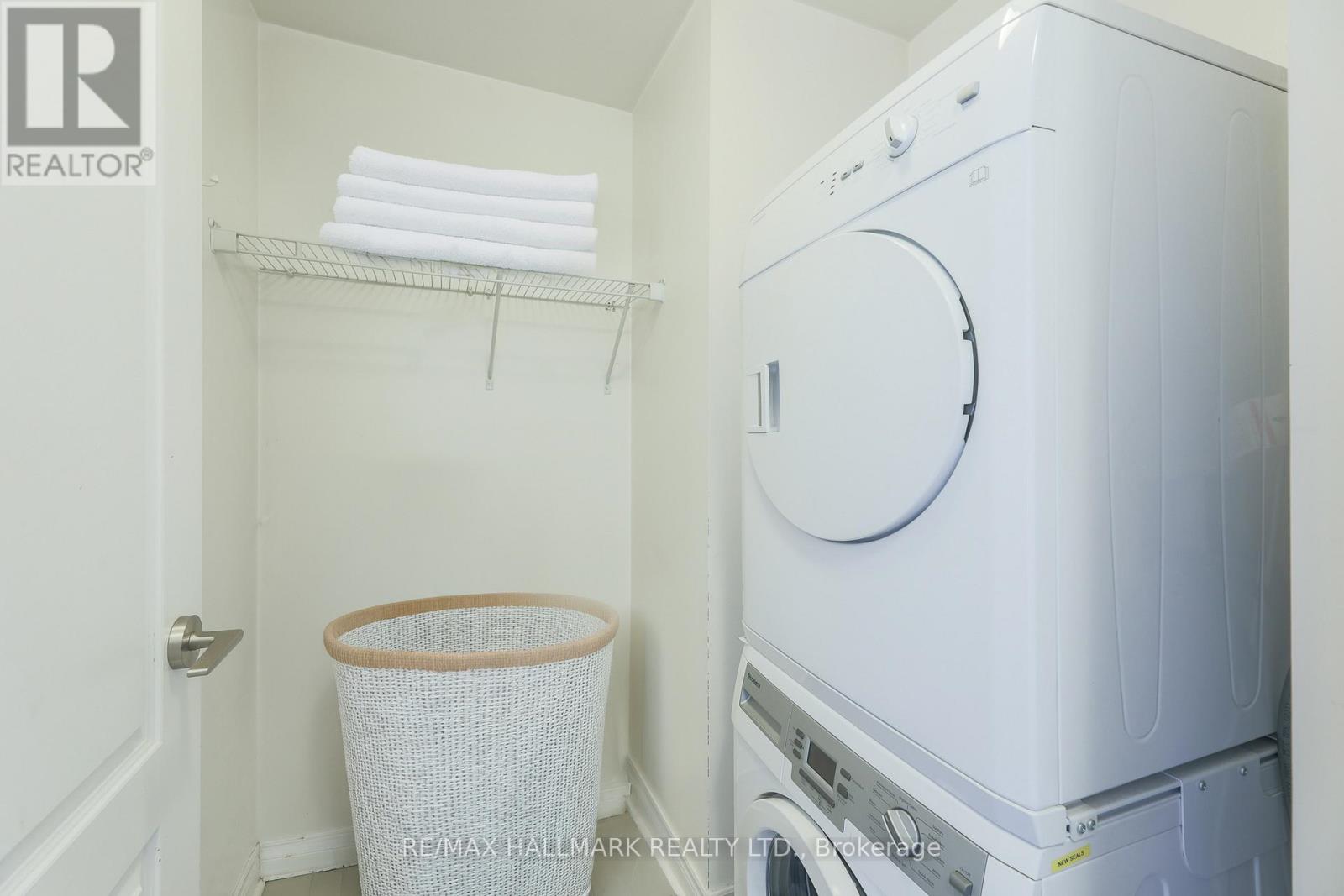 1017 - 2756 Old Leslie Street, Toronto, Ontario  M2K 0A9 - Photo 8 - C12997146