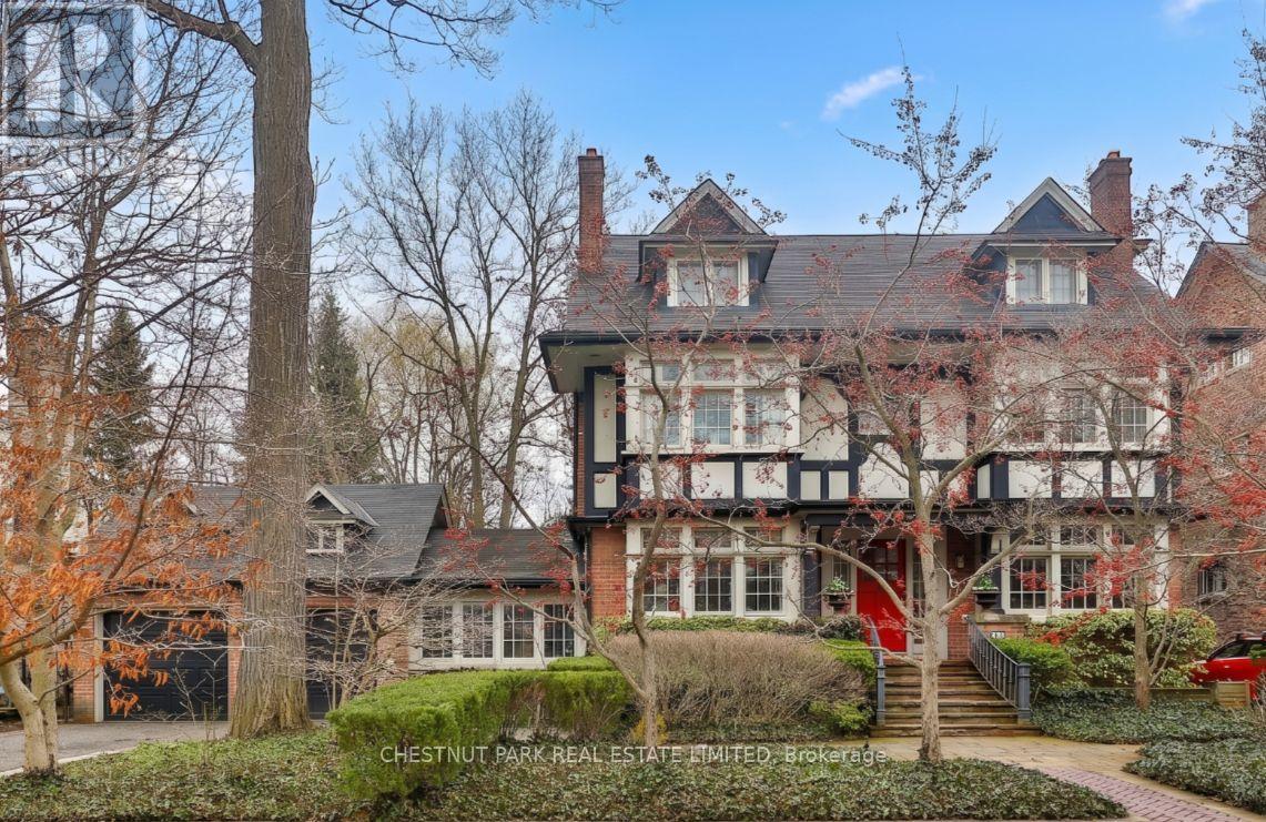 127 Roxborough Drive, Toronto, Ontario  M4W 1X5 - Photo 2 - C12997172