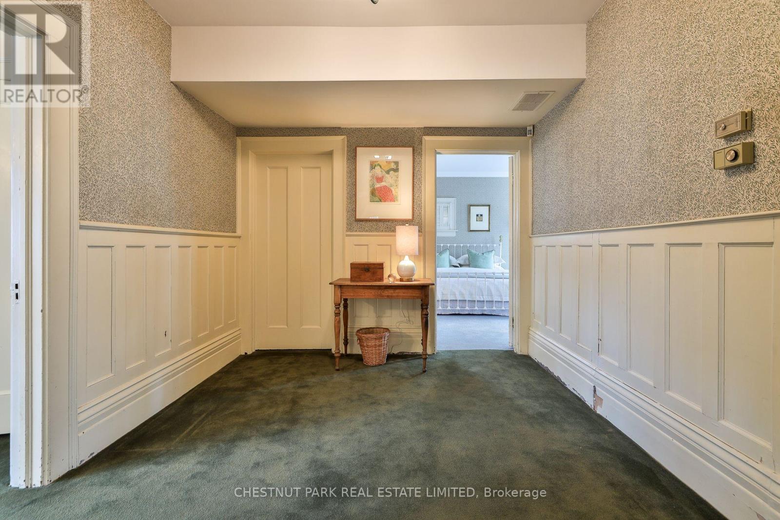 127 Roxborough Drive, Toronto, Ontario  M4W 1X5 - Photo 20 - C12997172