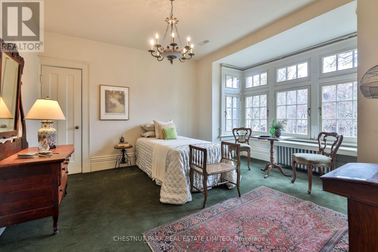 127 Roxborough Drive, Toronto, Ontario  M4W 1X5 - Photo 26 - C12997172