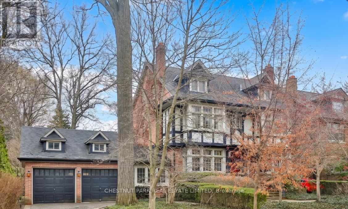 127 Roxborough Drive, Toronto, Ontario  M4W 1X5 - Photo 3 - C12997172