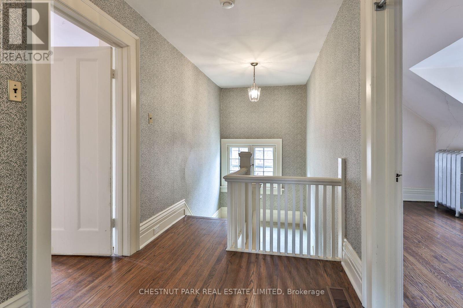 127 Roxborough Drive, Toronto, Ontario  M4W 1X5 - Photo 30 - C12997172