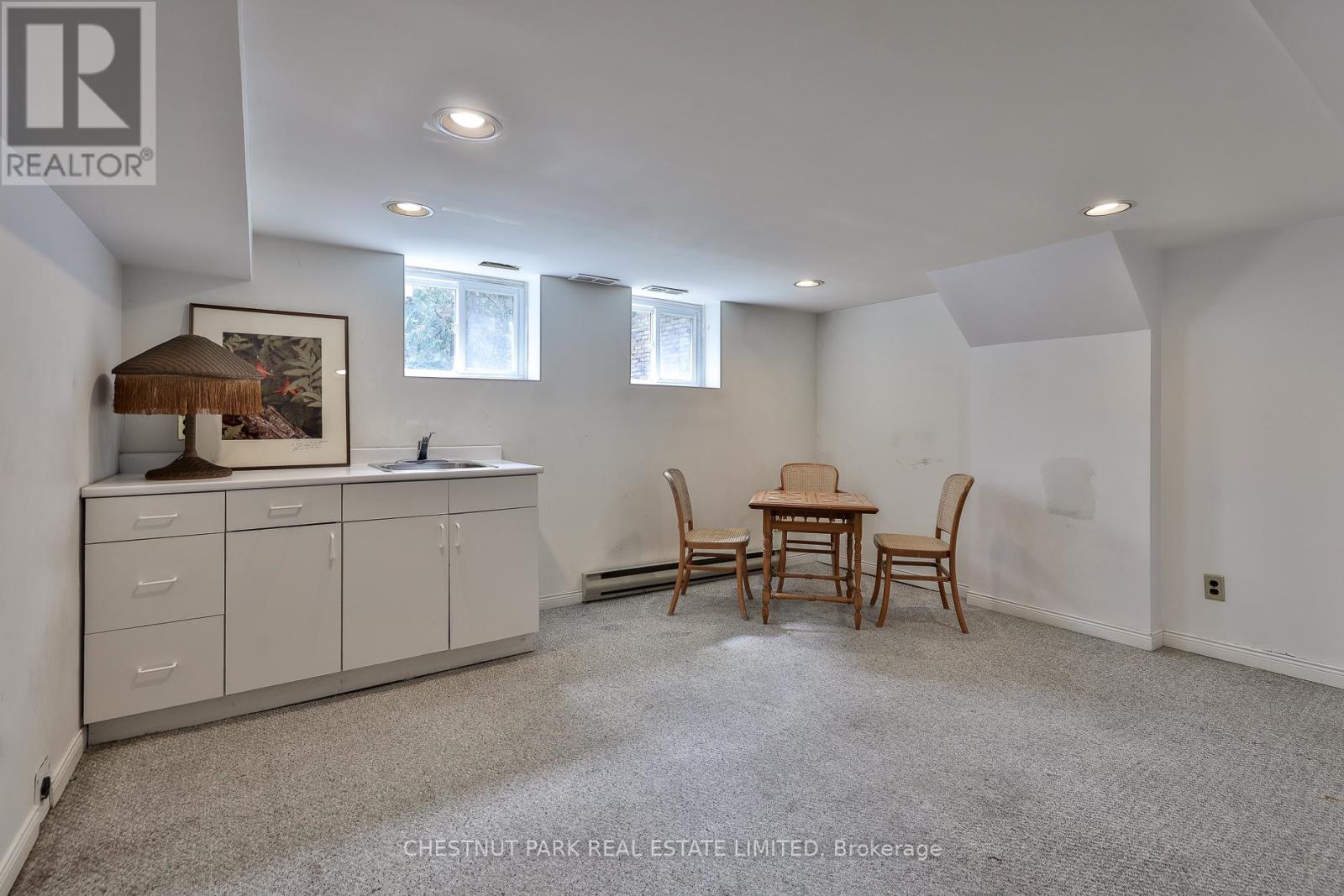 127 Roxborough Drive, Toronto, Ontario  M4W 1X5 - Photo 31 - C12997172