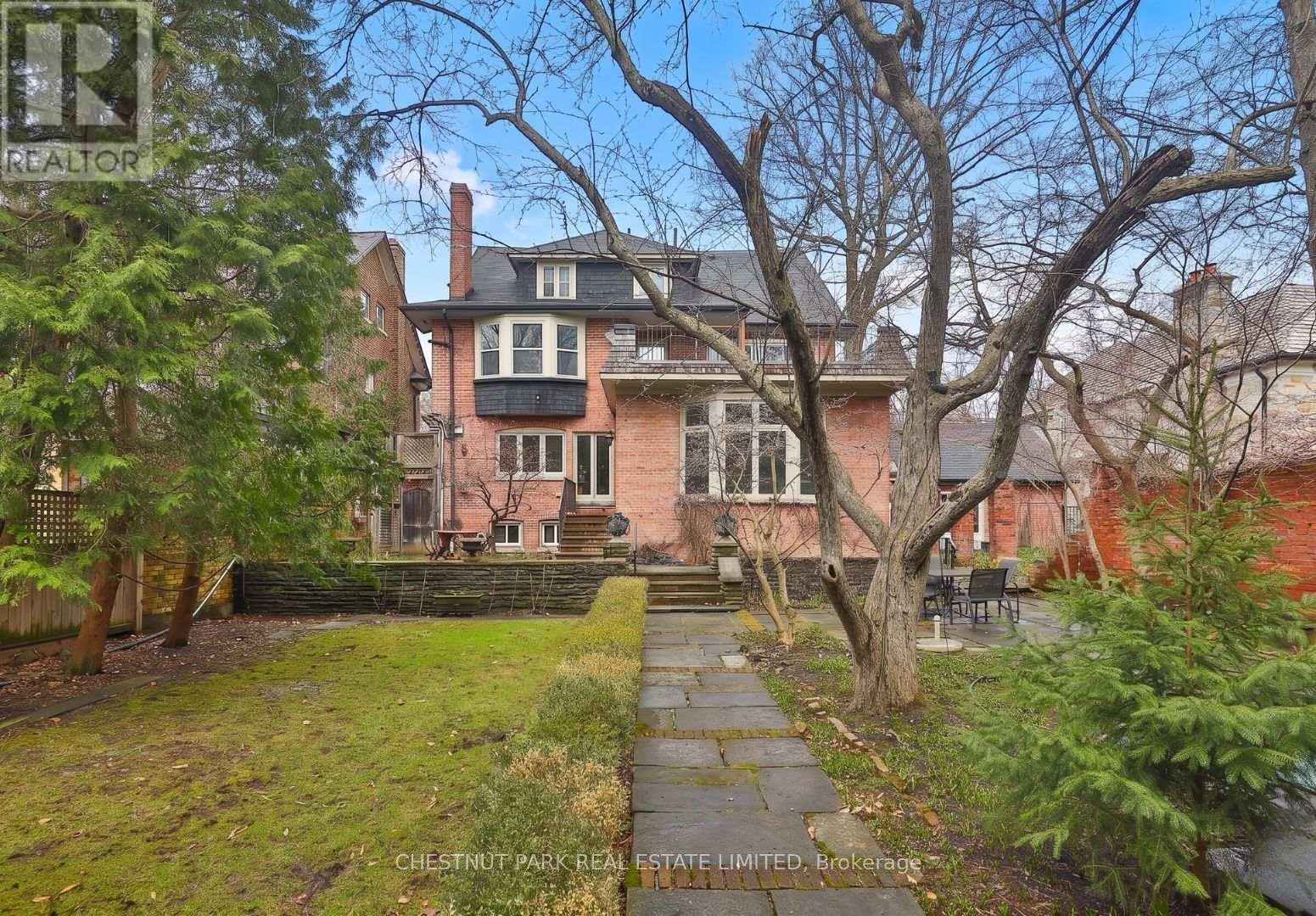 127 Roxborough Drive, Toronto, Ontario  M4W 1X5 - Photo 36 - C12997172