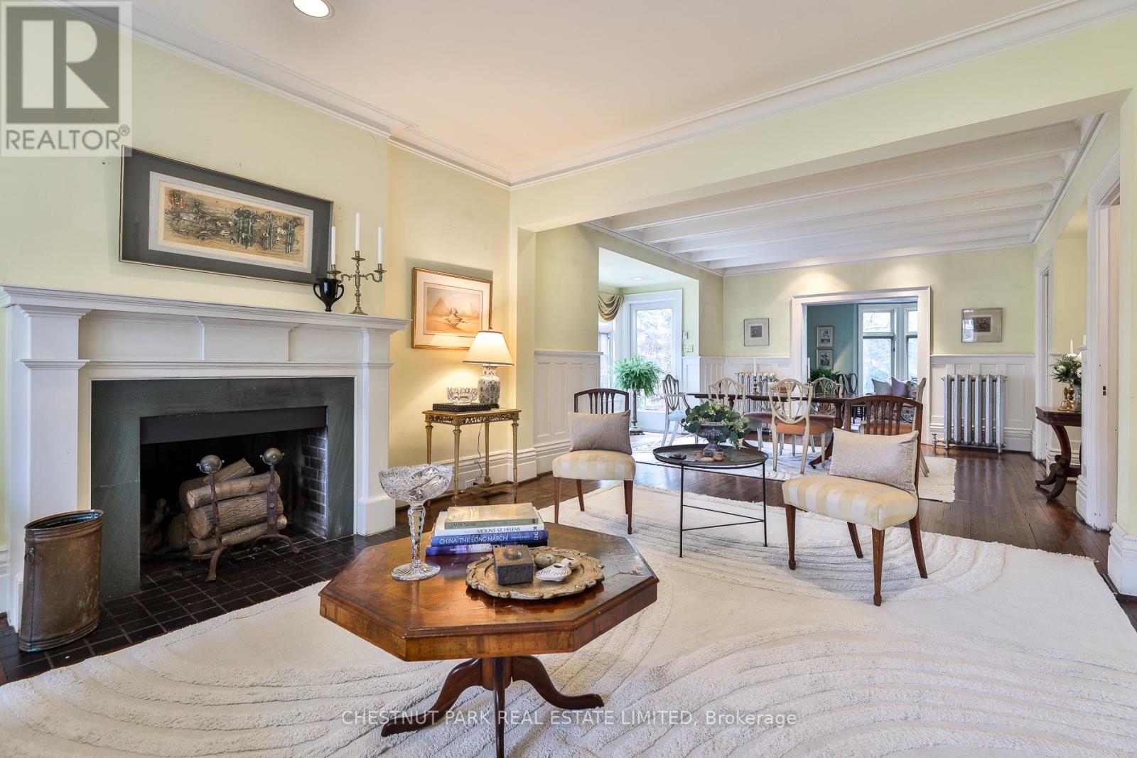 127 Roxborough Drive, Toronto, Ontario  M4W 1X5 - Photo 9 - C12997172