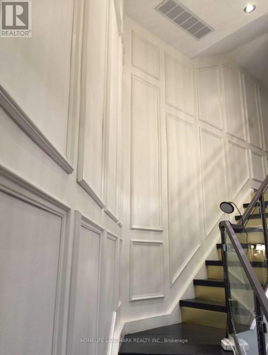 3 - 5 Northtown Way, Toronto, Ontario  M2N 7A1 - Photo 3 - C12997174