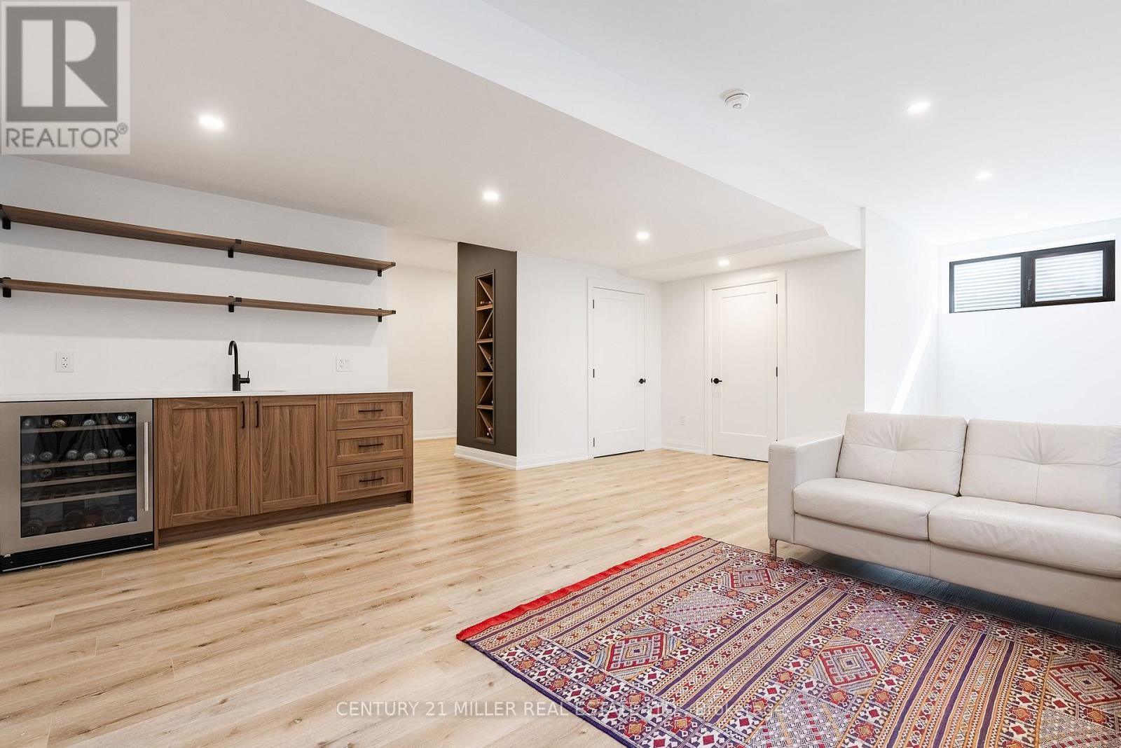 1187 Sarta Road, Oakville, Ontario  L6L 2P4 - Photo 36 - W12984464