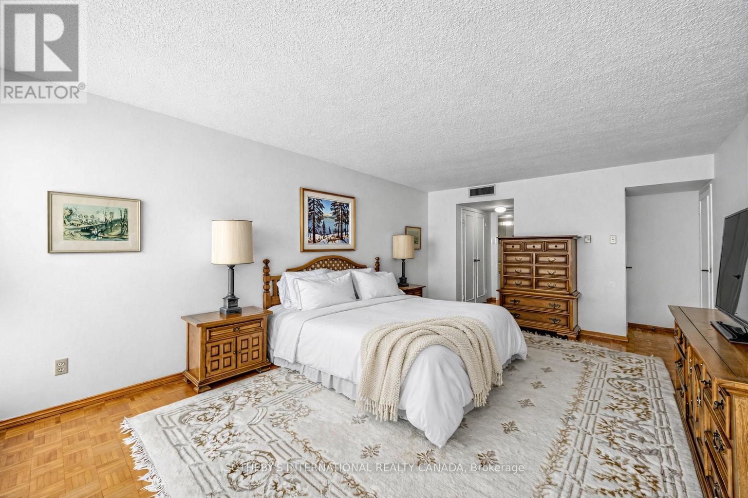 1002 - 61 St Clair Avenue W, Toronto, Ontario M4V 2Y8 - Photo 19 - C12997176