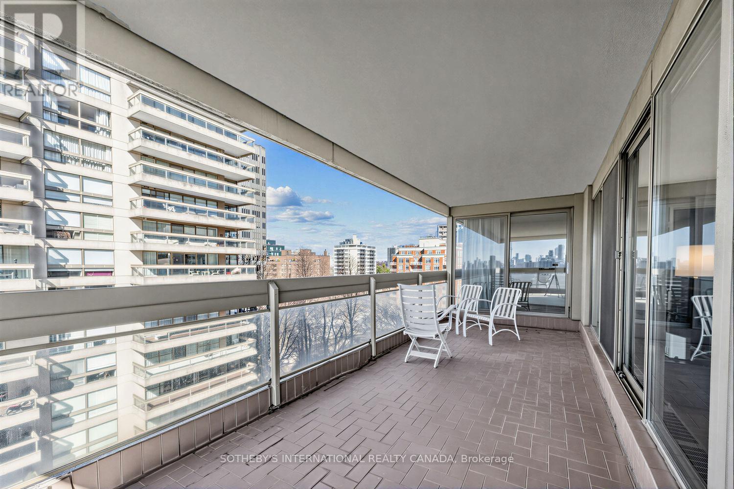 1002 - 61 St Clair Avenue W, Toronto, Ontario M4V 2Y8 - Photo 30 - C12997176