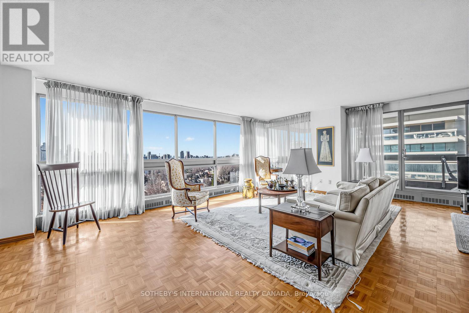 1002 - 61 St Clair Avenue W, Toronto, Ontario M4V 2Y8 - Photo 6 - C12997176