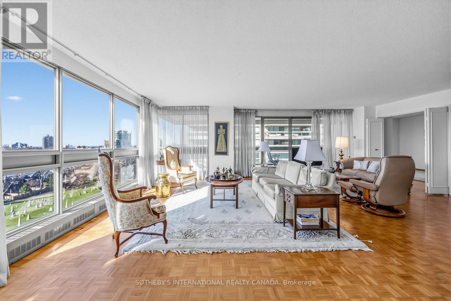 1002 - 61 St Clair Avenue W, Toronto, Ontario M4V 2Y8 - Photo 7 - C12997176