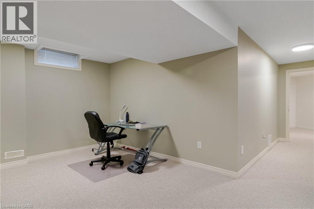 184 Sofron Drive, Cambridge, Ontario  N3C 4M6 - Photo 40 - 40820278