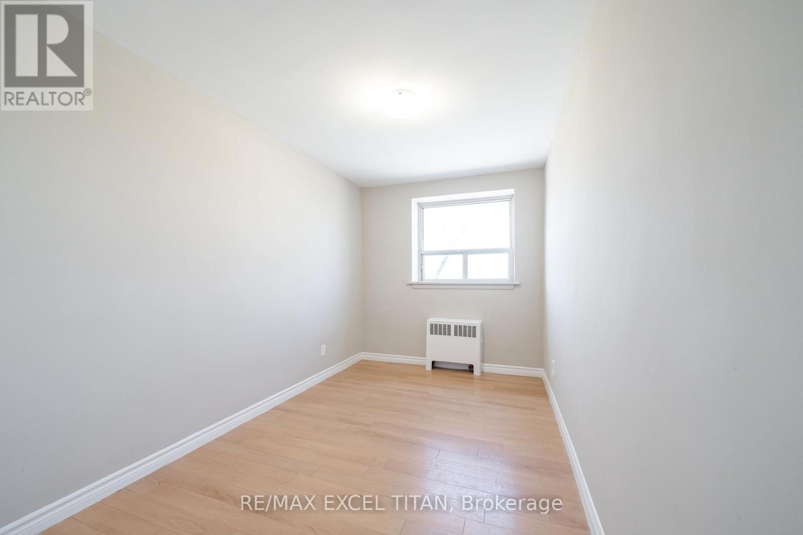 419b - 468 Ottawa Street, Hamilton, Ontario  L8H 4A6 - Photo 5 - X12983152