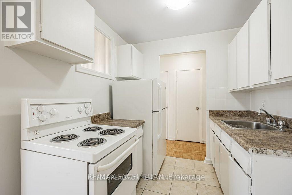 401 - 165 Cosburn Avenue, Toronto, Ontario  M4J 2L3 - Photo 4 - E12997022