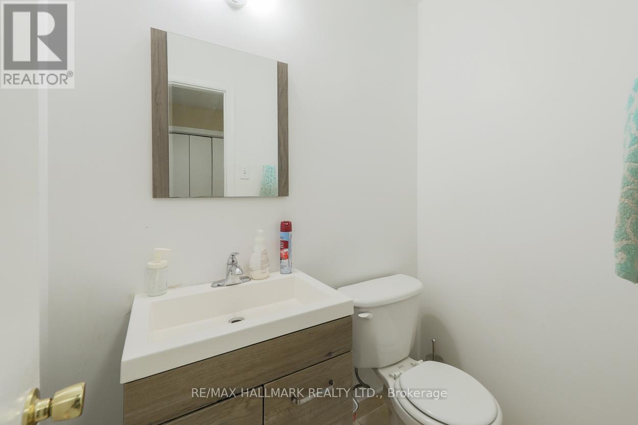 2 - 2844 Danforth Avenue, Toronto, Ontario  M4C 1M1 - Photo 10 - E12997080